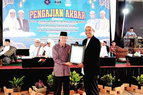 Milad Ke 3 Ponpes Marjanul Qalbi Terima Piagam Statistik Pesantren dari Kemenag RI