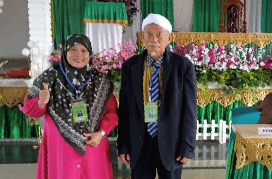 Kisah Dosen UNP Menjadi Peserta Sidang Munaqasyah TNAJ Bersama Sang Ayah