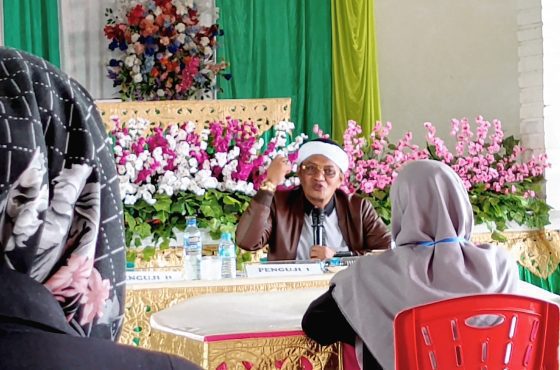 Sidang Munaqasyah, Tuan Guru SM Anwar Sazali Alkholidi Terangkan Rukun Agama dan Hidayah